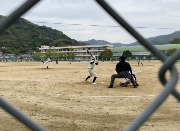 野球の審判は偉いのか？審判へのお茶出しは必要なのか？